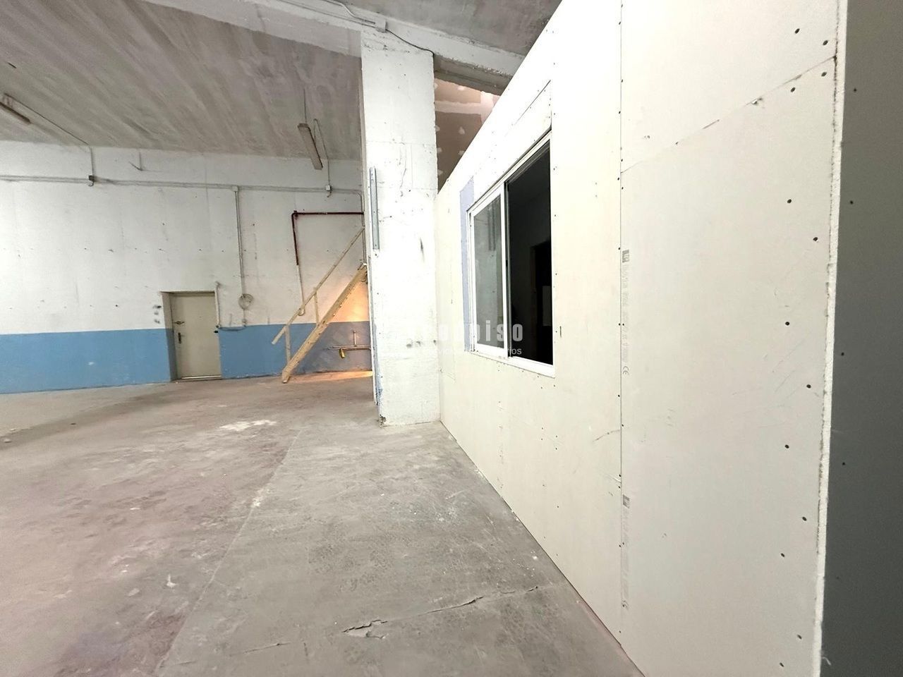 Nave Industrial en venta en calle De Luis I, Puente De Vallecas, Madrid 8/38
