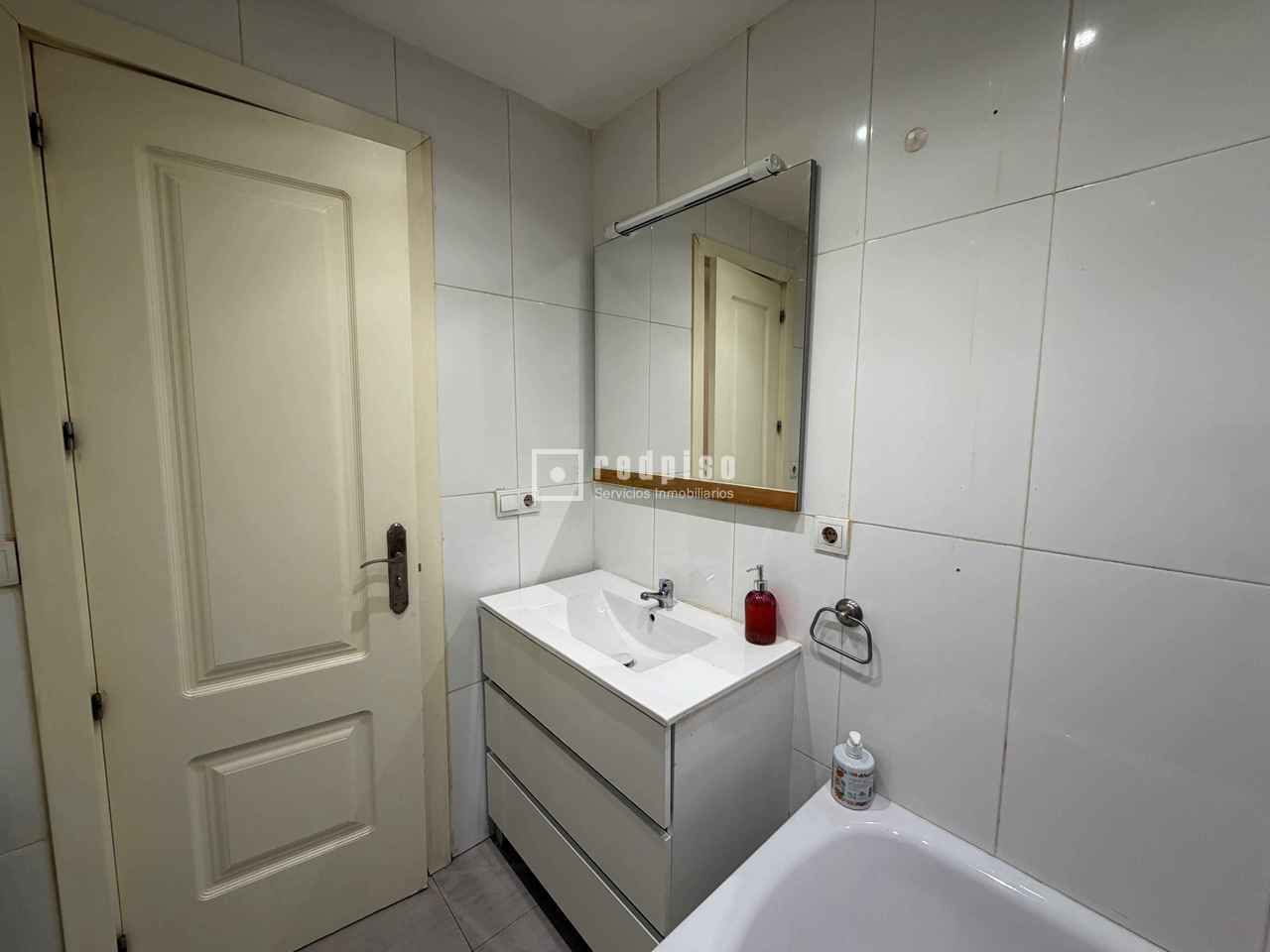 Piso en venta en Latina, Madrid 13/20