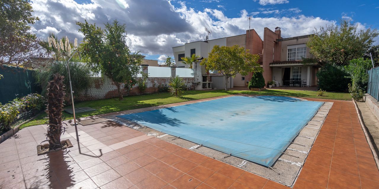 Casa en venta en  Arroyomolinos, Madrid  1/1