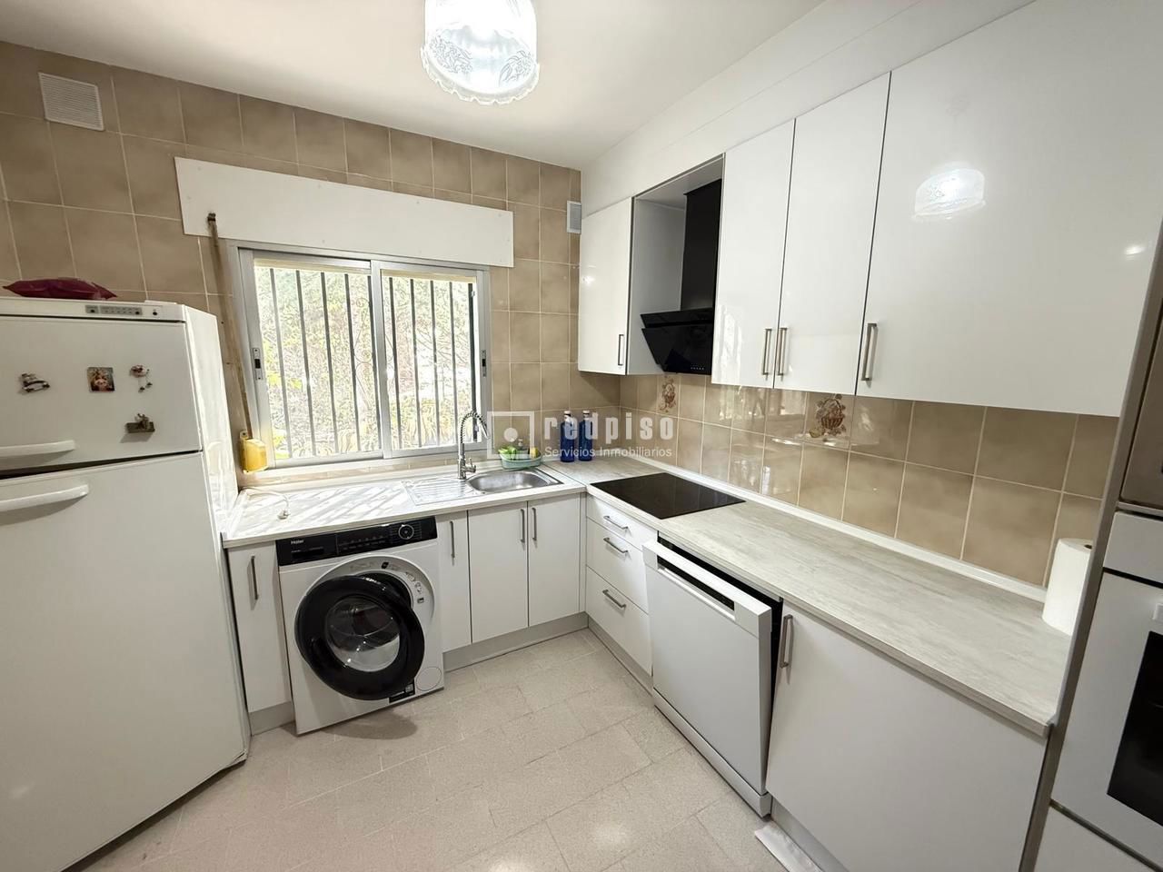 Casa en alquiler en  Valdemorillo, Madrid  13/22