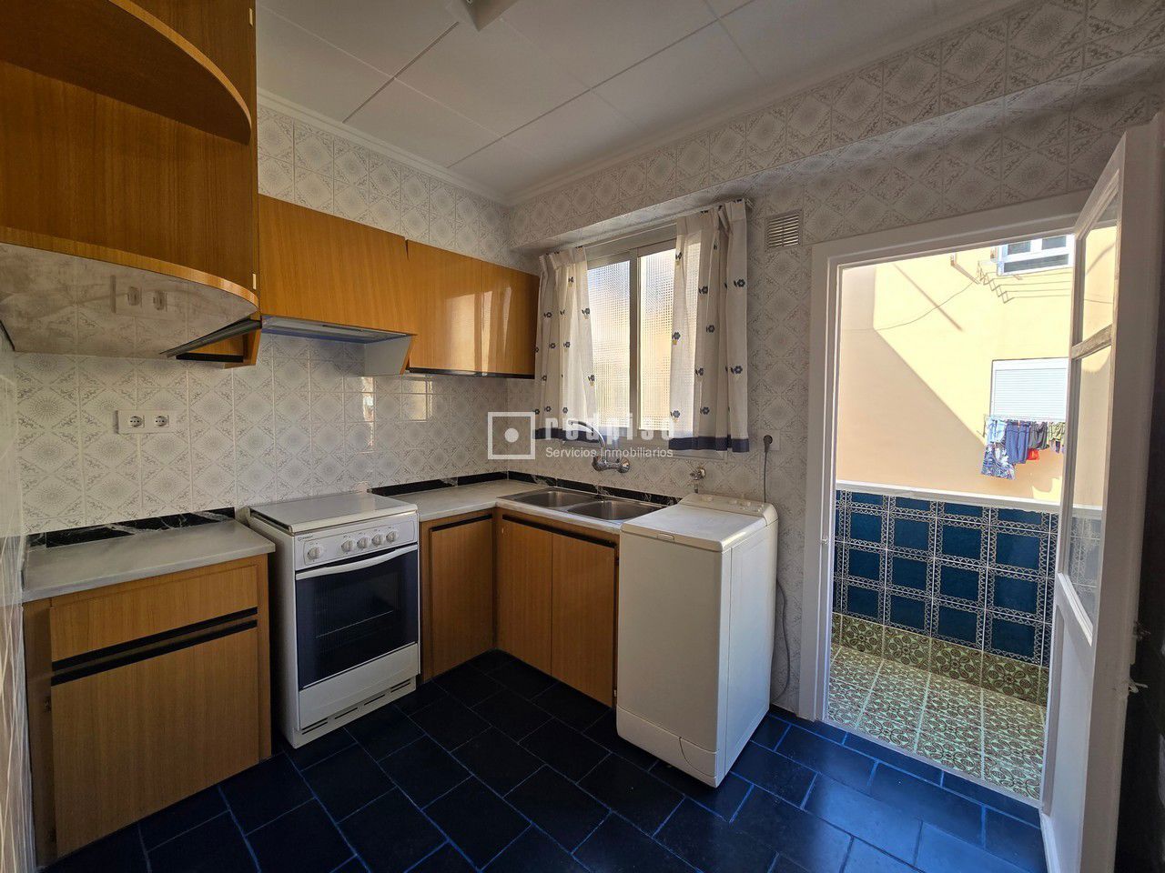 Piso en alquiler  Xirivella, Valencia  13/17