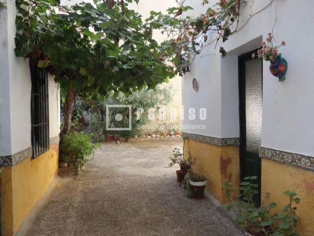 Casa en venta en  Chinchón, Madrid  16/34