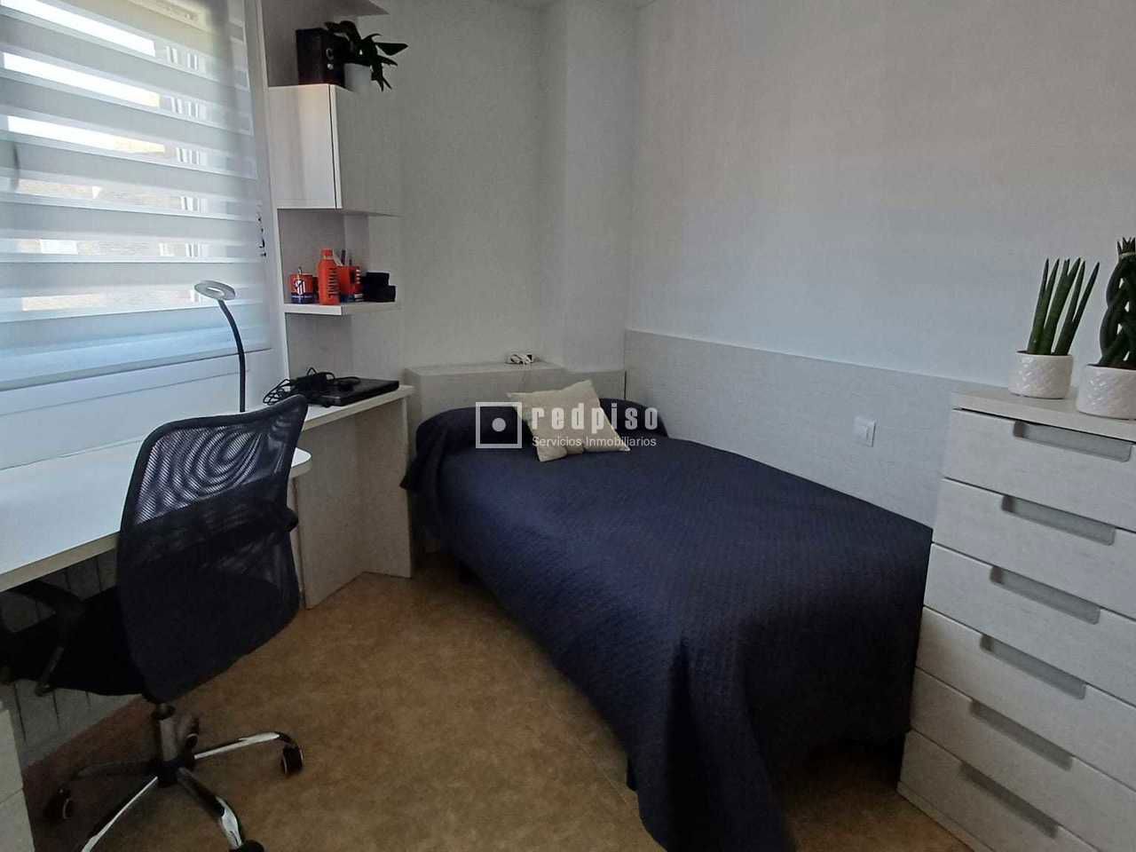 Piso en venta en  Coslada, Madrid  8/38