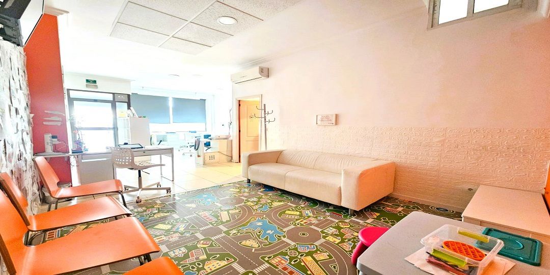 Local en alquiler en  Parla, Madrid  1/1