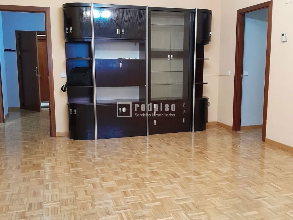 Piso en alquiler en  Madrid  1/1