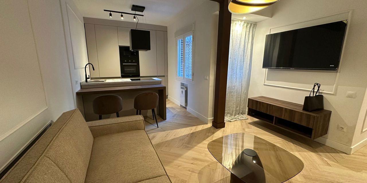 Piso en venta en  calle de Núñez de Balboa, Madrid  1/1