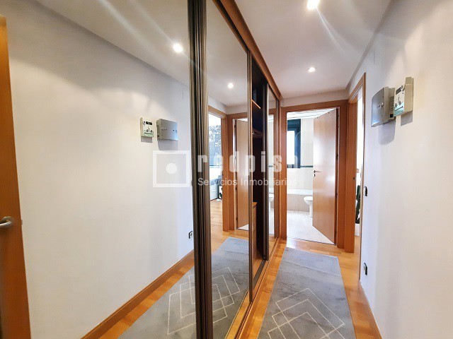 Piso en alquiler en  avenida de Niceto Alcalá Zamora, Madrid  20/26