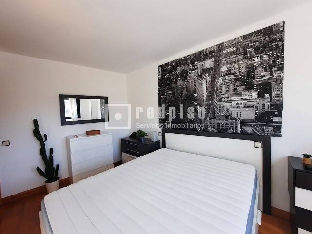 Piso en alquiler en  avenida de Niceto Alcalá Zamora, Madrid  16/26