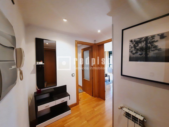 Piso en alquiler en  avenida de Niceto Alcalá Zamora, Madrid  5/26