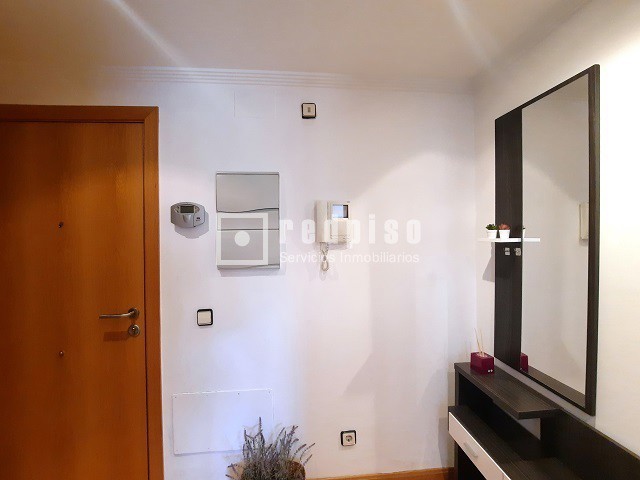 Piso en alquiler en  avenida de Niceto Alcalá Zamora, Madrid  4/26