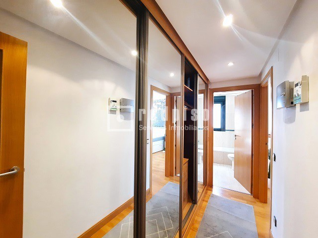 Piso en alquiler en  avenida de Niceto Alcalá Zamora, Madrid  14/26