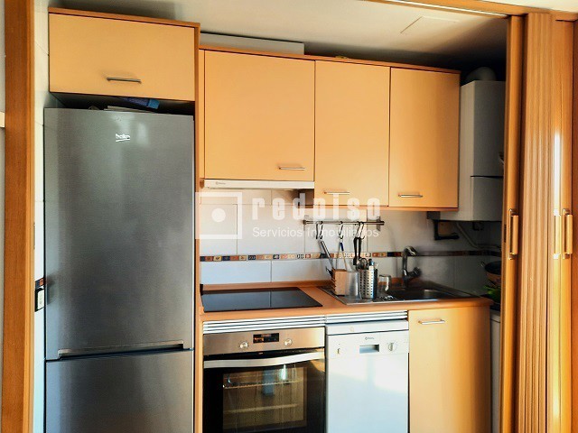 Piso en alquiler en  avenida de Niceto Alcalá Zamora, Madrid  11/26