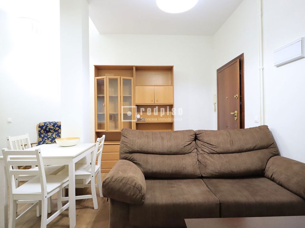 Piso en alquiler en calle De Bravo Murillo, Madrid, Madrid 3/24