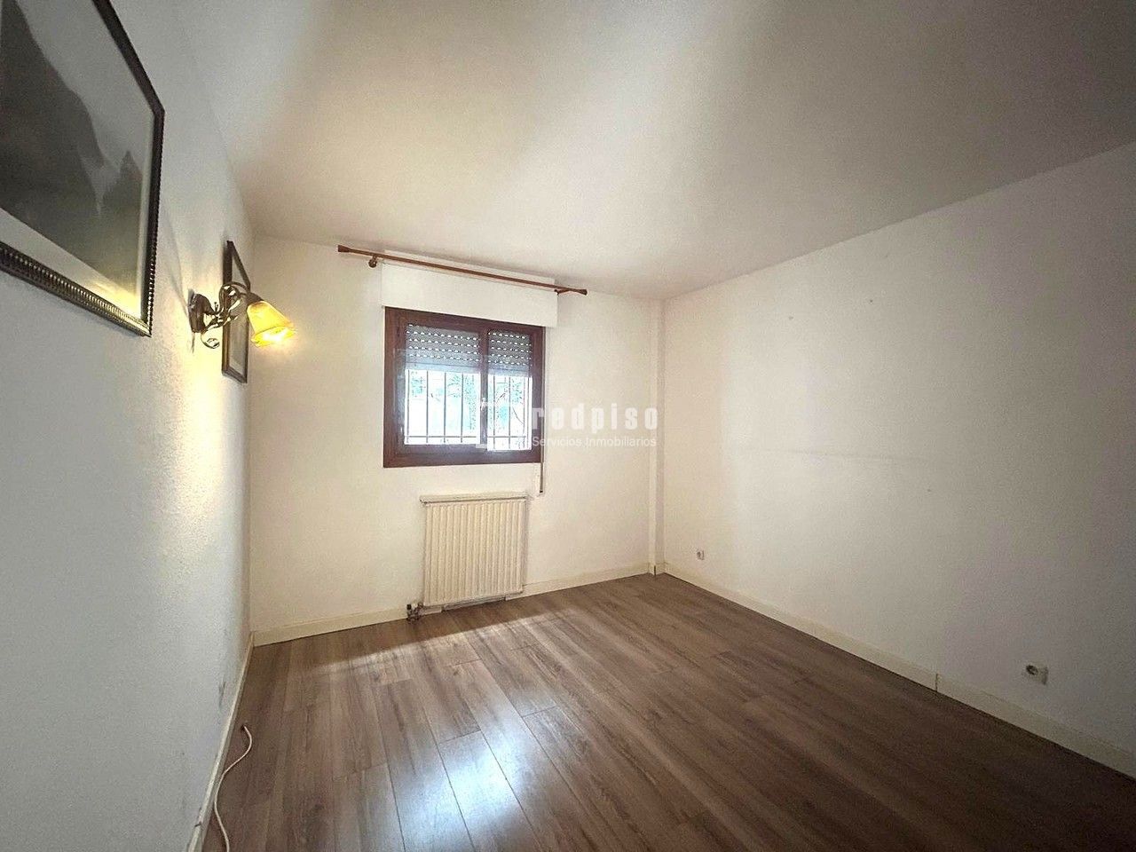 Piso en venta en  calle Vergara, San Fernando de Henares, Madrid  12/13