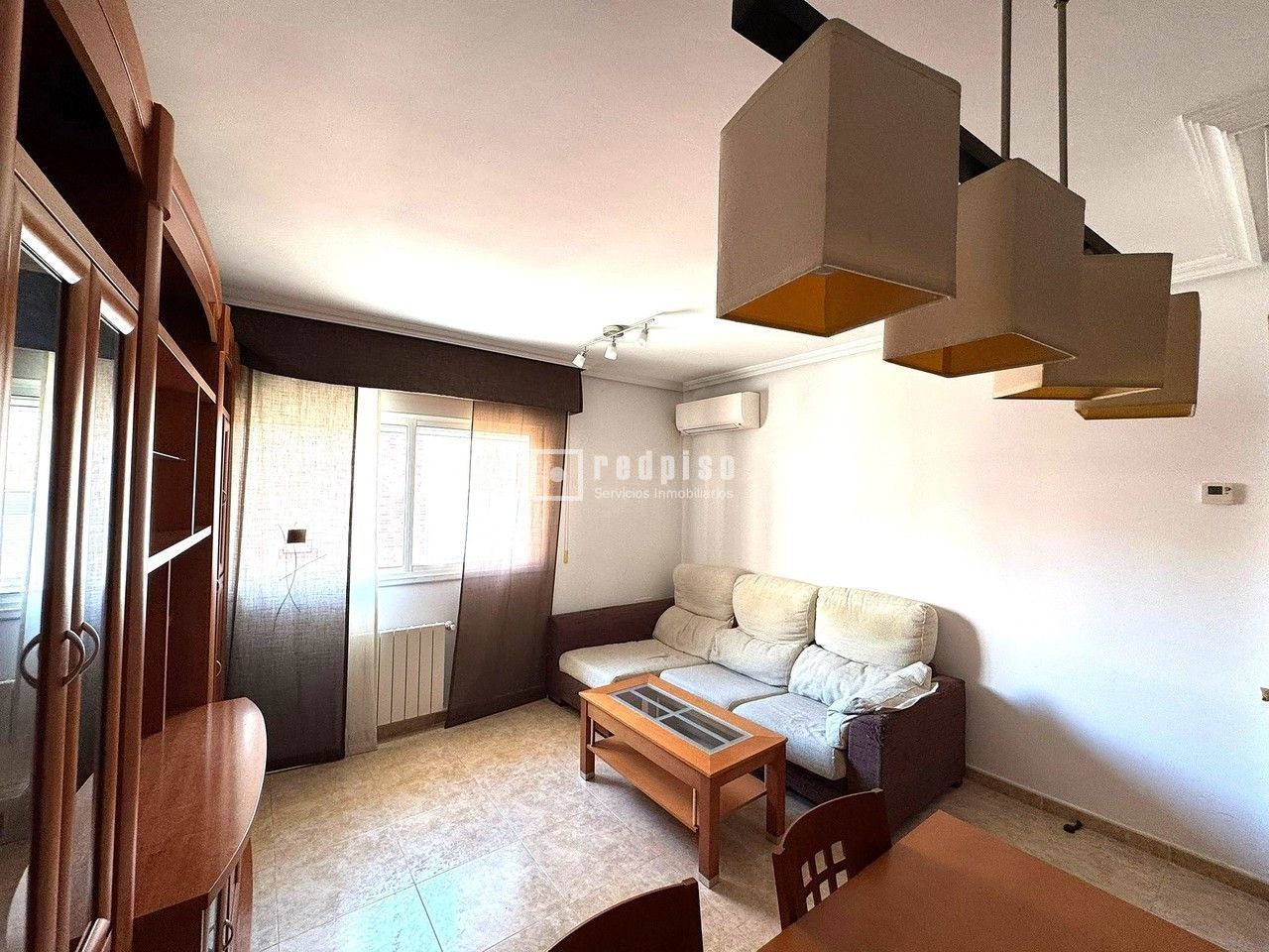 Piso en venta en  calle de Santiago Cuenca, Coslada, Madrid  4/28