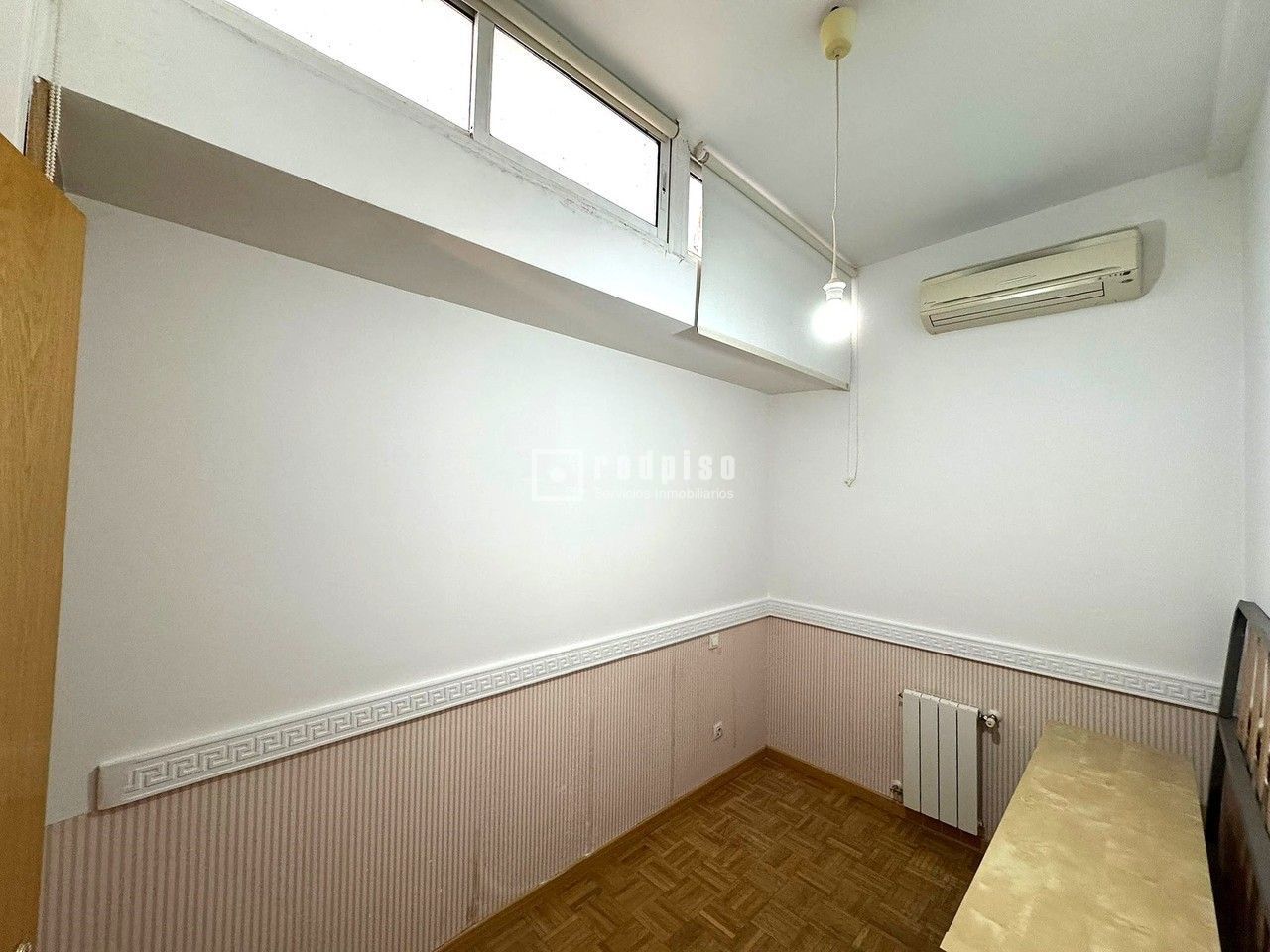 Piso en venta en  calle de Santiago Cuenca, Coslada, Madrid  22/28