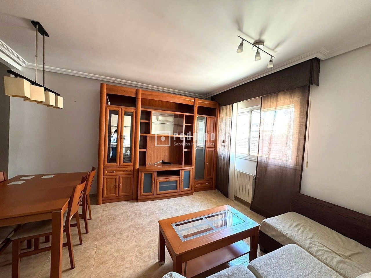 Piso en venta en  calle de Santiago Cuenca, Coslada, Madrid  7/28