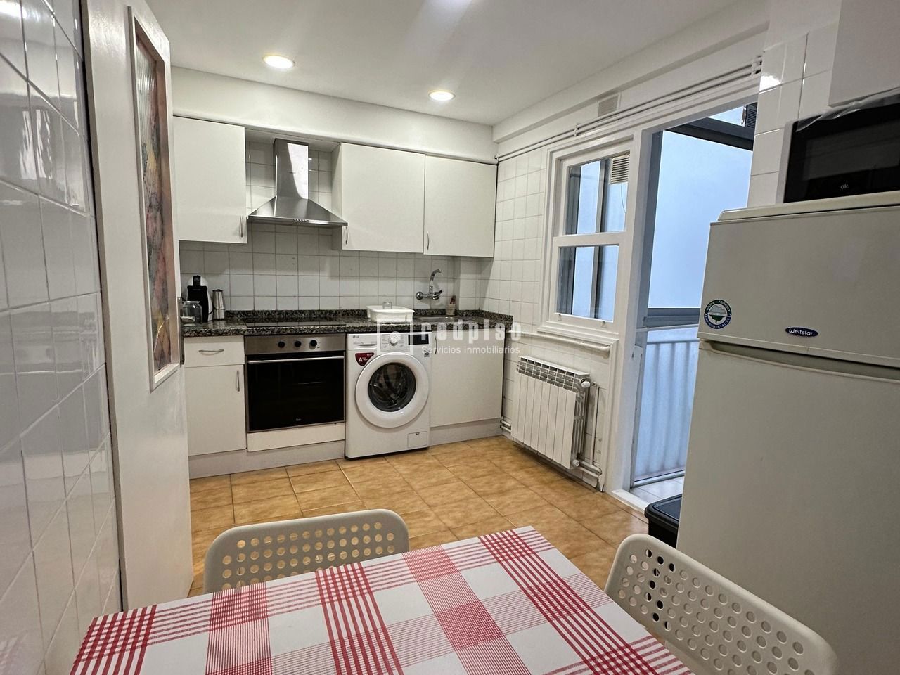 Piso en alquiler en  calle del Puente Colgante, 11, Valladolid  19/40