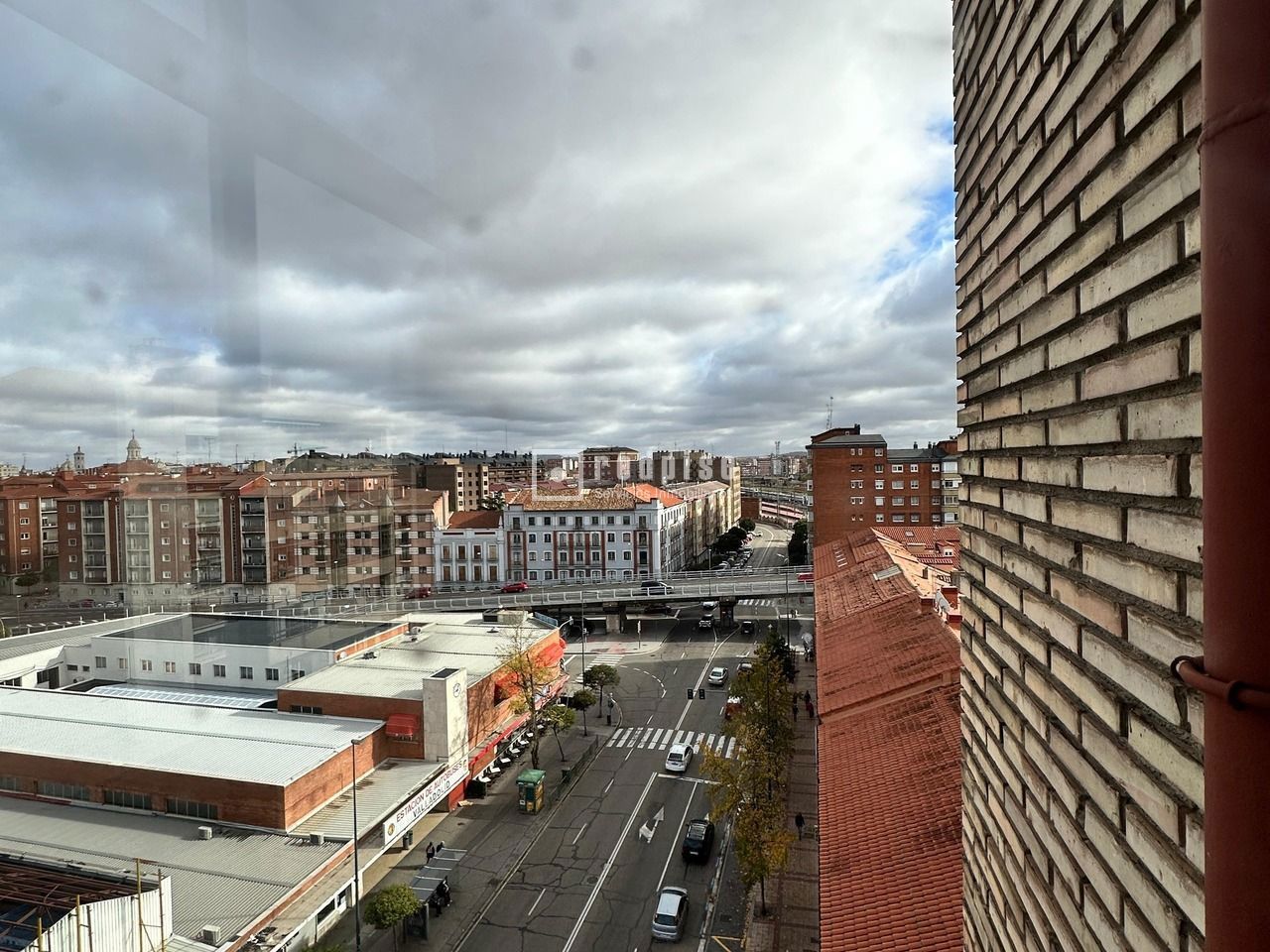Piso en alquiler en  calle del Puente Colgante, 11, Valladolid  27/40