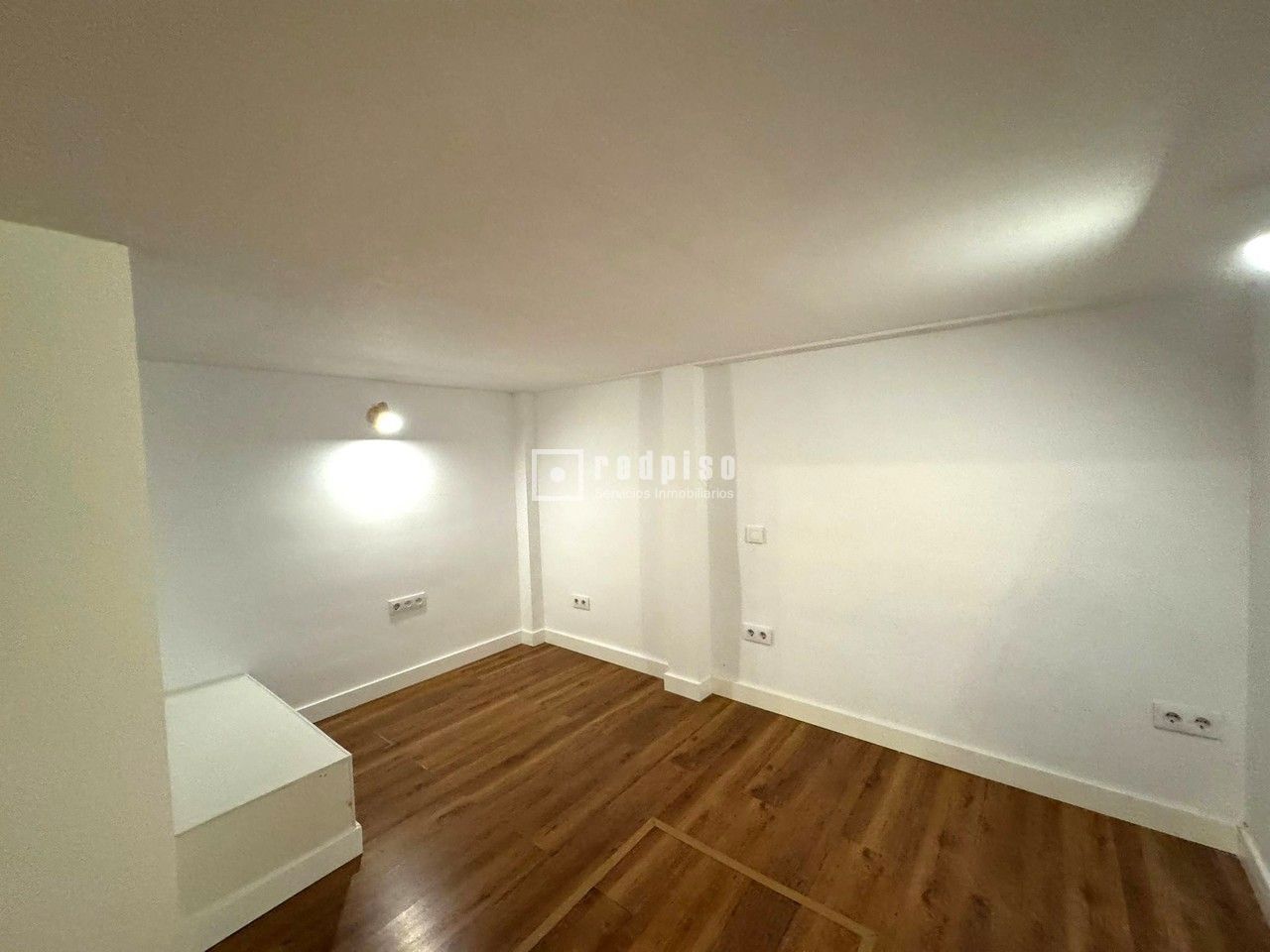 Piso en alquiler en  Coslada, Madrid  23/32