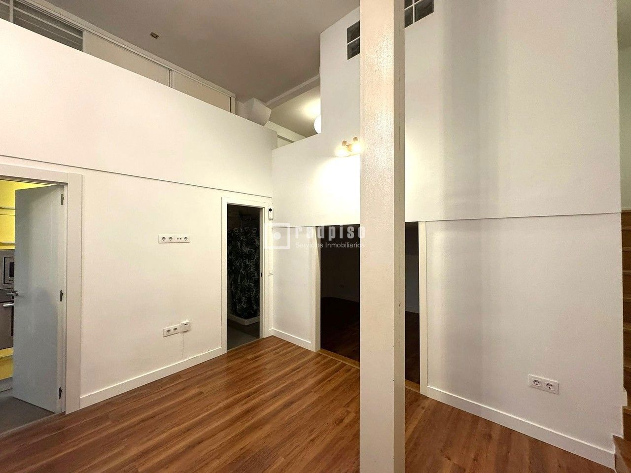 Piso en alquiler en  Coslada, Madrid  6/32