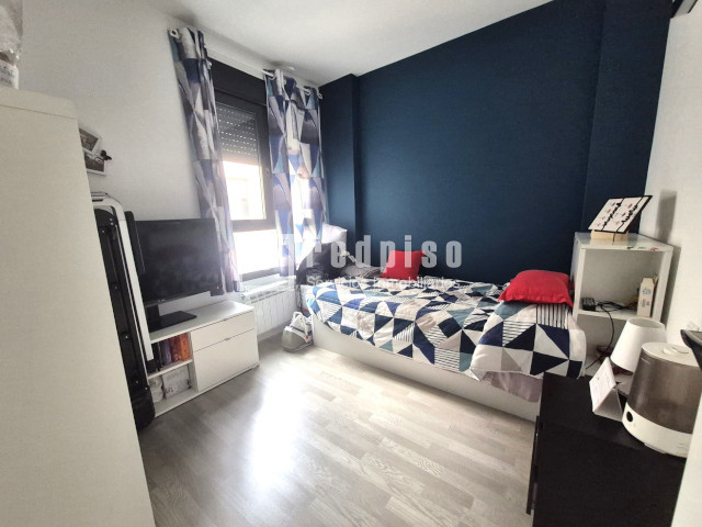 Piso en venta en  Torrejón de Velasco, Madrid  18/29
