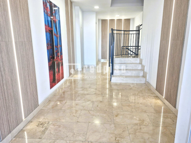 Piso en venta en  Torrejón de Velasco, Madrid  3/29