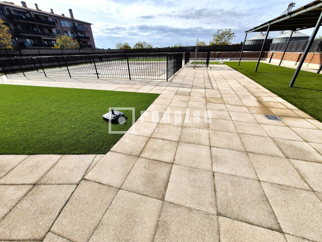 Piso en venta en  Torrejón de Velasco, Madrid  25/29