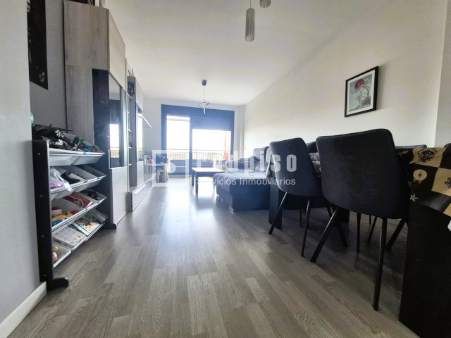 Piso en venta en  Torrejón de Velasco, Madrid  5/29