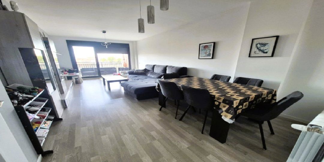 Piso en venta en  Torrejón de Velasco, Madrid  1/29