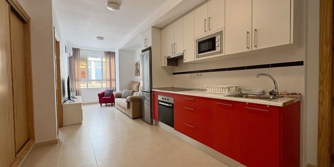 Piso en alquiler en  Torremolinos, Málaga  1/1