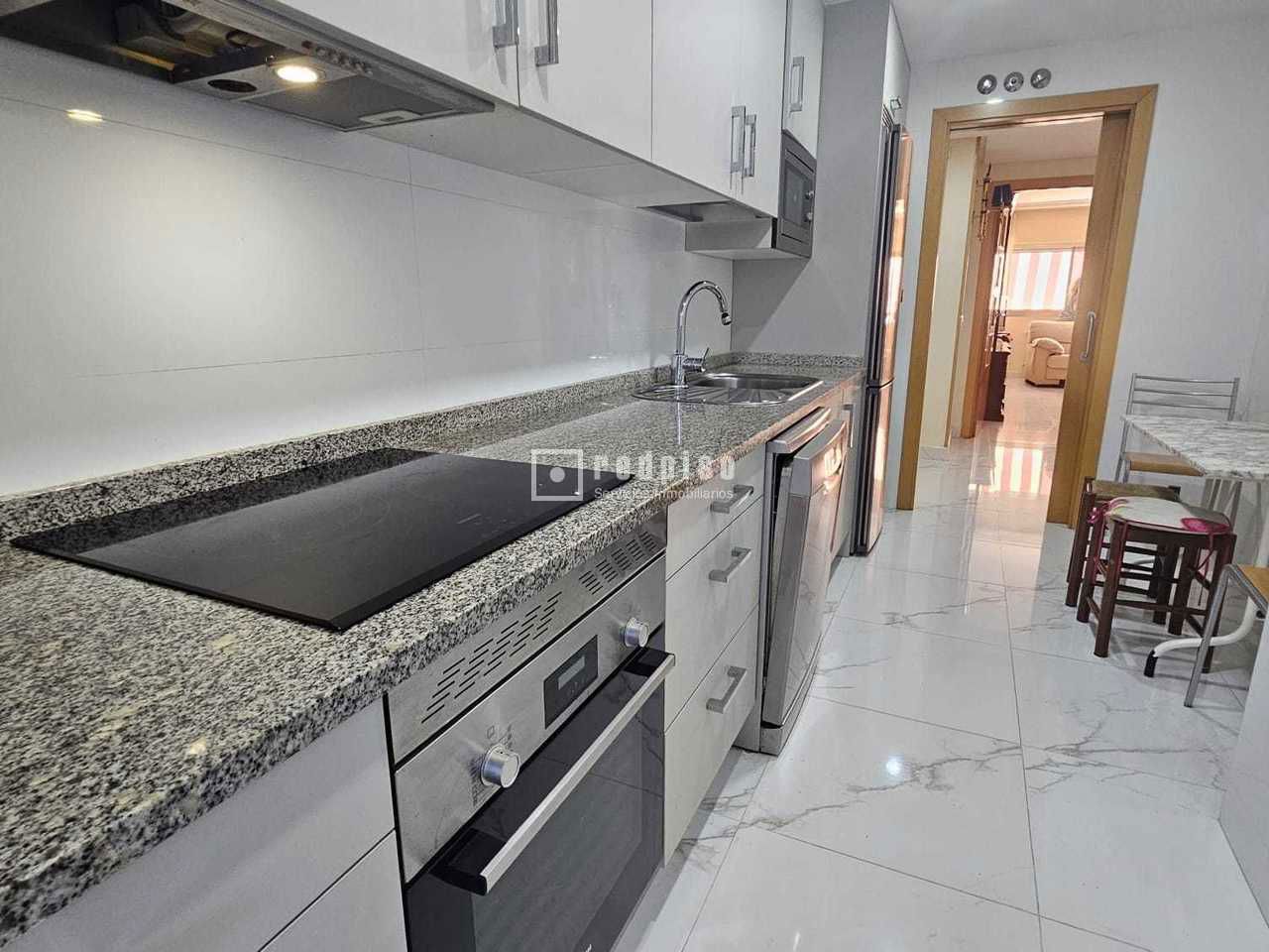 Piso en venta en calle De Las Nebulosas, Madrid, Madrid 10/32