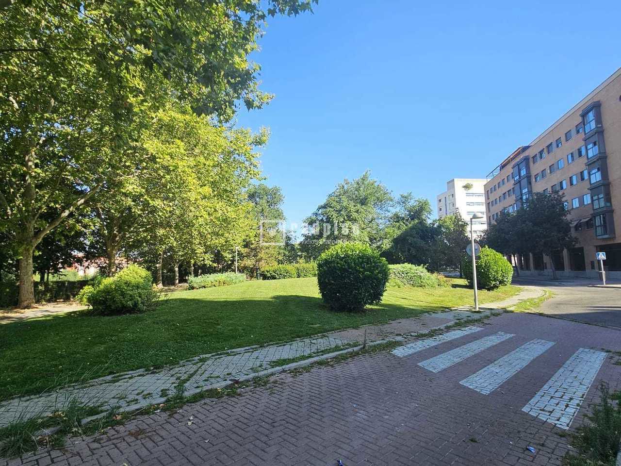 Piso en venta en calle De Las Nebulosas, Madrid, Madrid 24/32