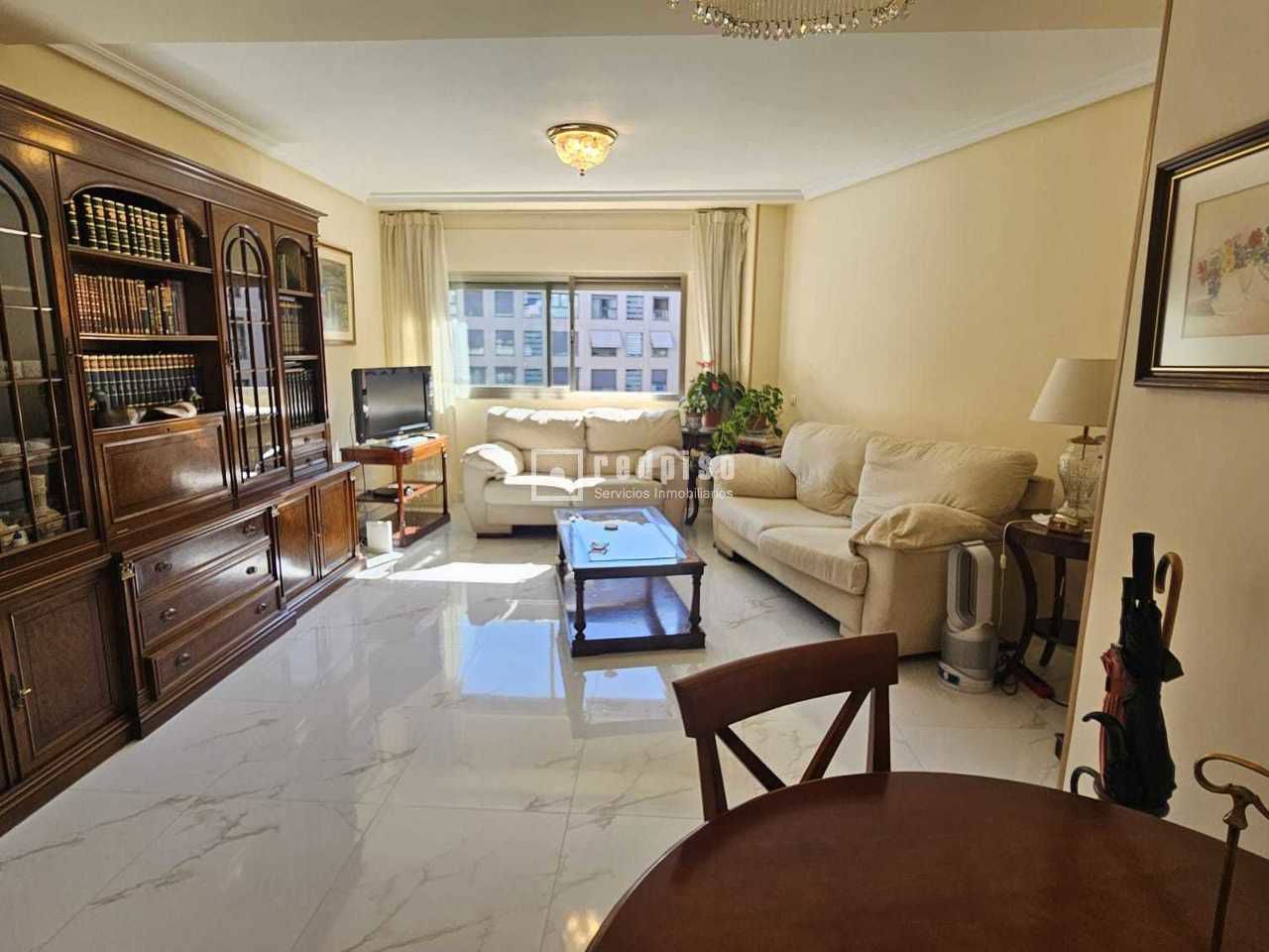 Piso en venta en calle De Las Nebulosas, Madrid, Madrid 2/32
