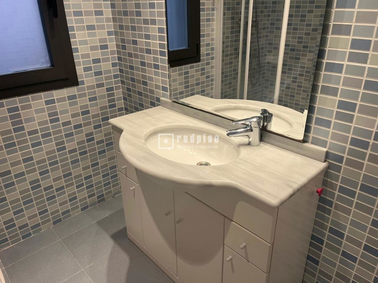 Piso en alquiler en calle Del Cardenal Tavera, Hortaleza, Madrid 26/34