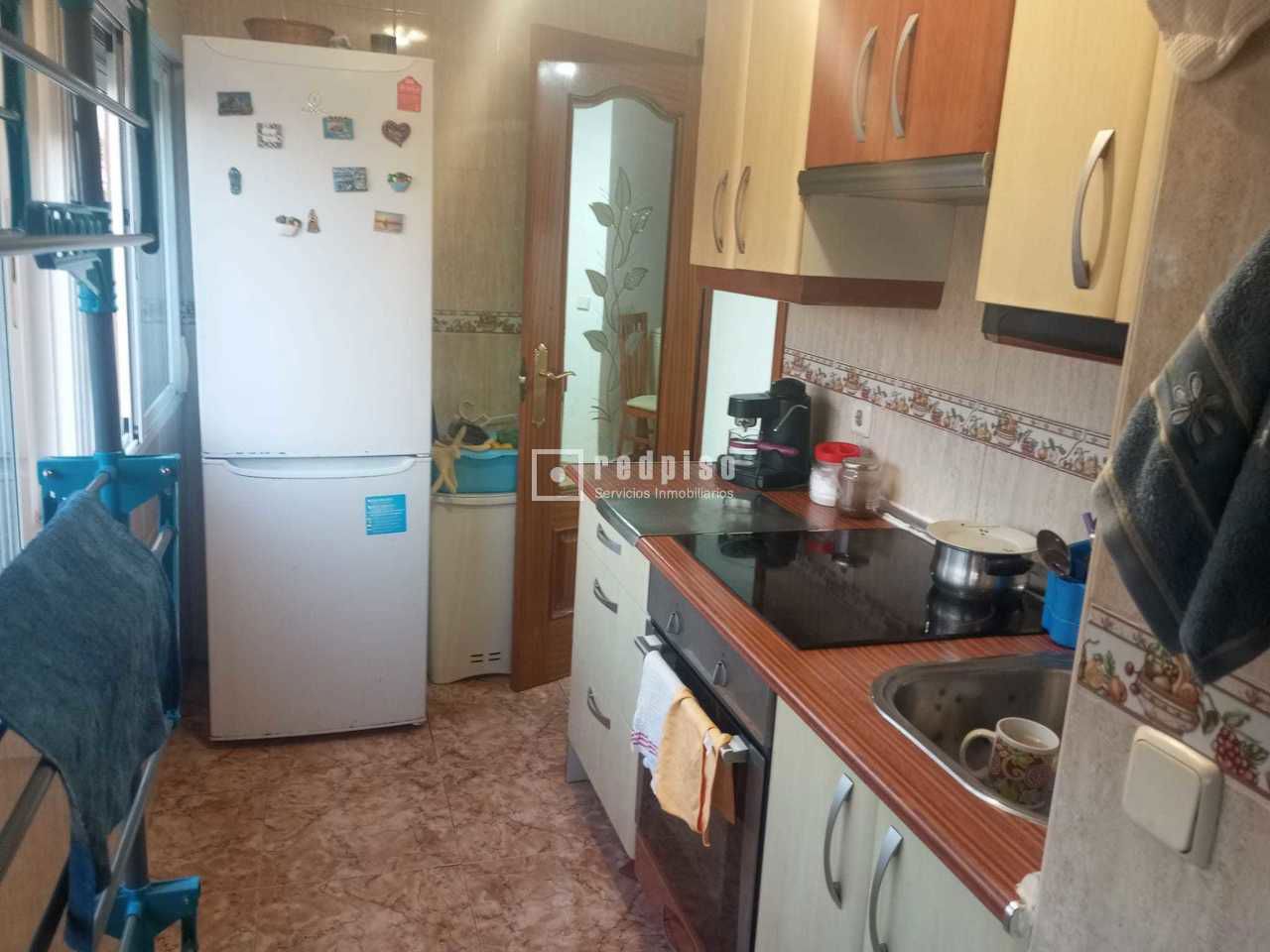 Piso en venta en calle De Benimamet, Villaverde, Madrid 6/17