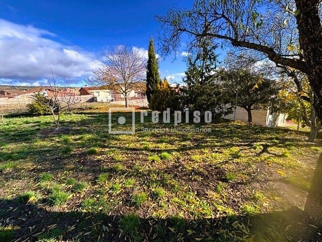 Casa en venta en  calle Cuculillo, Arbancón, Guadalajara  40/51