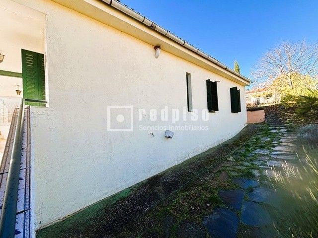 Casa en venta en  calle Cuculillo, Arbancón, Guadalajara  36/51
