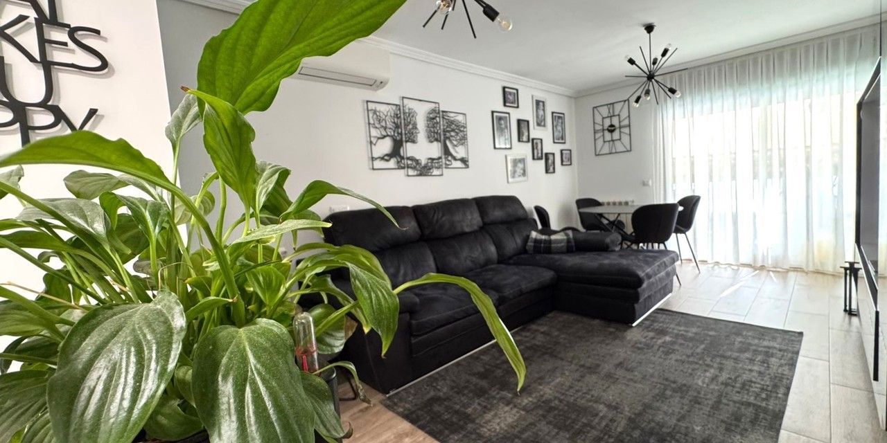 Piso en venta en  plaza de la Fábrica de Paños, Coslada, Madrid  1/36