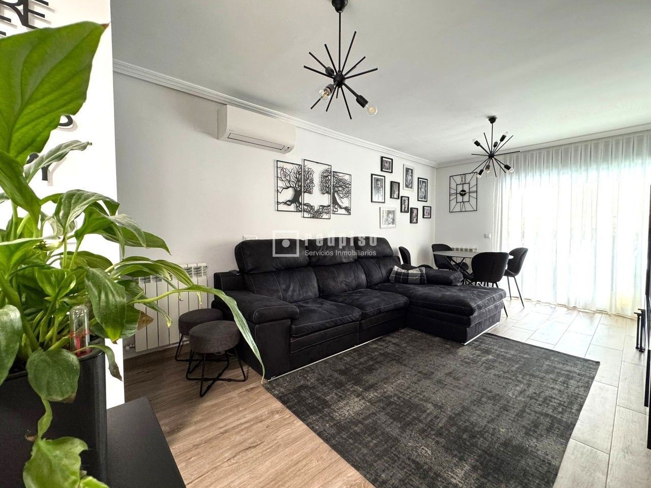 Piso en venta en  plaza de la Fábrica de Paños, Coslada, Madrid  7/36