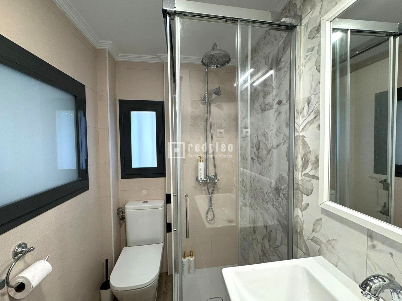 Piso en venta en  plaza de la Fábrica de Paños, Coslada, Madrid  34/36