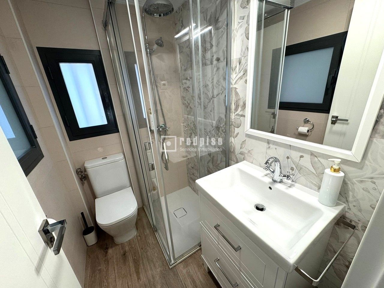 Piso en venta en  plaza de la Fábrica de Paños, Coslada, Madrid  35/36