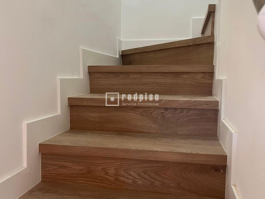 Casa en alquiler en  Pozuelo de Alarcón, Madrid  23/52