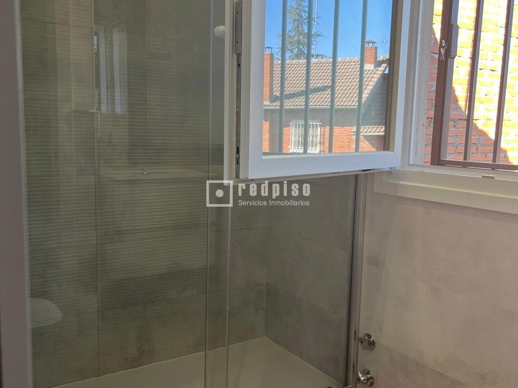 Casa en alquiler en  Pozuelo de Alarcón, Madrid  37/52