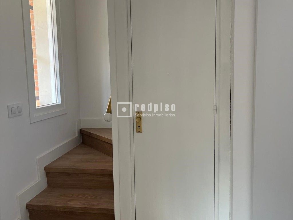 Casa en alquiler en  Pozuelo de Alarcón, Madrid  20/52