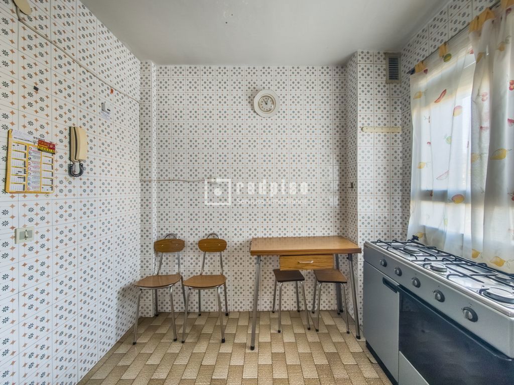 Piso en venta en Alcorcón, Madrid 7/21