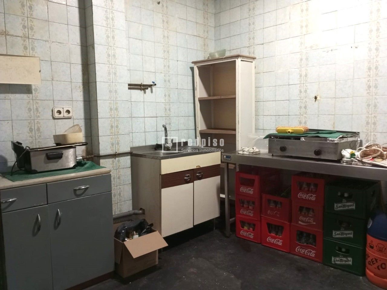 Local en venta en  Talavera de la Reina, Toledo  12/21