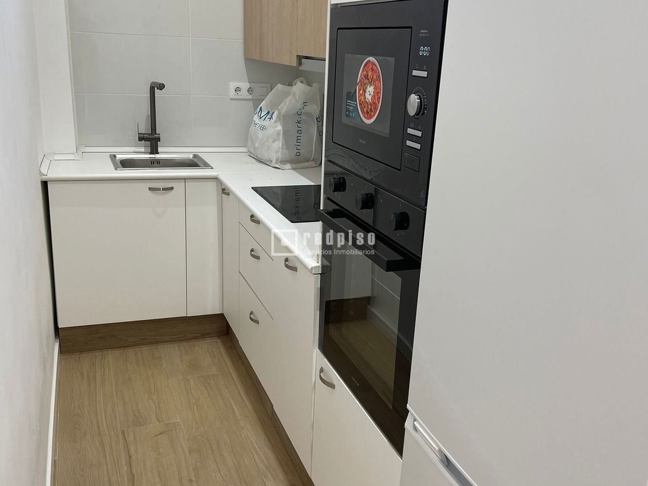 Piso en alquiler en  calle de Melilla, Murcia  1/1