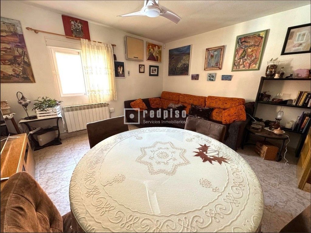 Piso en venta en  Coslada, Madrid  9/19