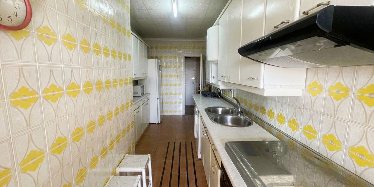 Piso en venta en  calle del Camino Viejo de Villaverde, Madrid  1/1